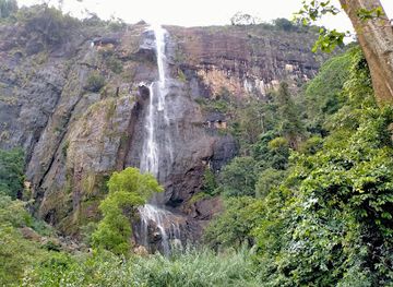 sri-lanka/moneragala-district/bar/madolsima-winestores