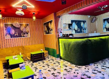 india/lucknow/charbagh/bar/crystal-bar