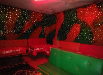 kenya/northern-frontier-district/bar/village-inn-bar-and-restaurant