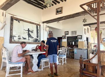 kenya/lamu/shela/bar/bahari-restaurant