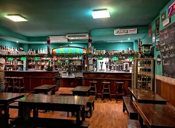 italy/genoa/bar/irish-pub