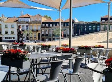 portugal/porto/boavista/bar/cafe-casa-da-musica