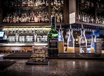 california/pasadena/playhouse-district/bar/the-blind-donkey