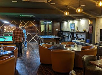 india/rajasthan/bar/hangout-the-cocktail-room