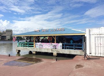 belize/belize-city/fort-george/bar/the-wet-lizard