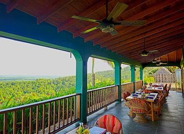 belize/maya-mountains/bar/maya-heights-restaurant