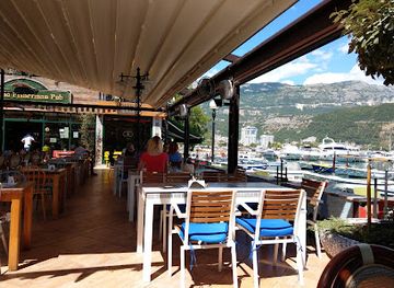 Old Fisherman's Pub