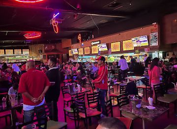 mexico/tijuana/zona-rio/bar/las-pulgas