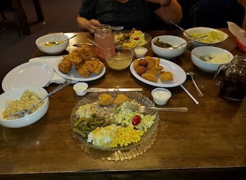 illinois/illinois-ozarks/bar/gabby-granny-s-kitchen