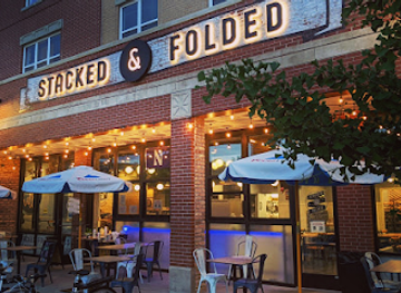 illinois/evanston/bar/stacked-folded-social-house-in-evanston