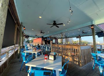 alabama/orange-beach/bar/avenue-pub-orange-beach