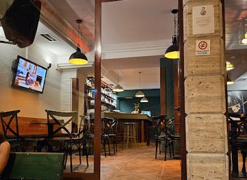albania/chameria/bar/old-house-bar