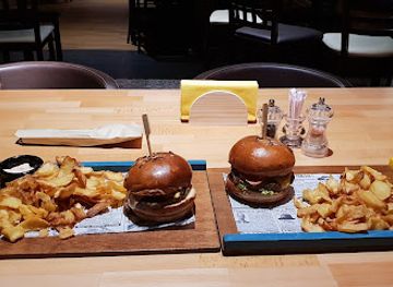 romania/constanta/bar/iq-pub