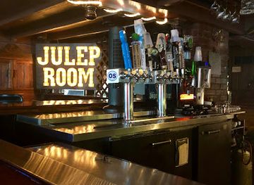 mississippi/gulf-coast-beaches/bar/julep-room-lounge