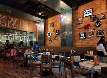 india/deccan-plateau/bar/apache-high-street