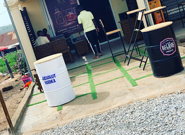 ghana/ahafo-region/bar/the-traffic-pub