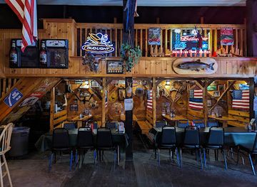 maine/mount-katahdin/bar/bears-den-restaurant-tavern