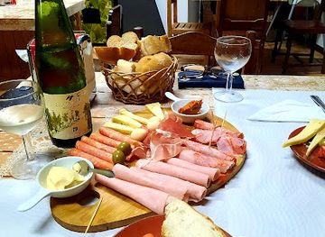 portugal/azores/bar/mercearia-sao-pedro-wine-tapas