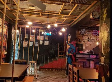 bhutan/lhuentse/bar/rusticpub