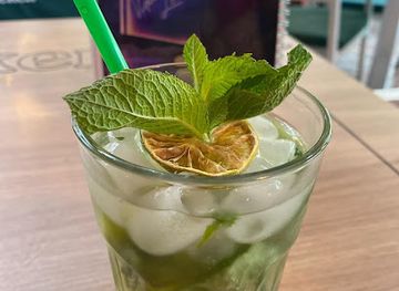 romania/maramures/bar/vida-loca-cafe