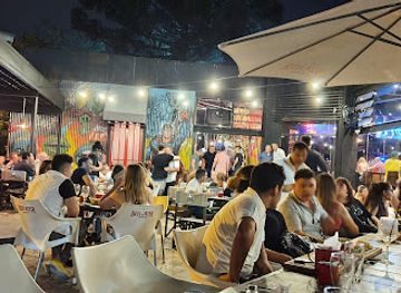 argentina/san-miguel-de-tucuman/yerba-buena/bar/mr-john-s-warhol