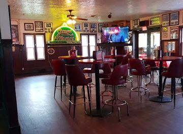 ohio/geneva-on-the-lake/bar/the-grand-river-manor