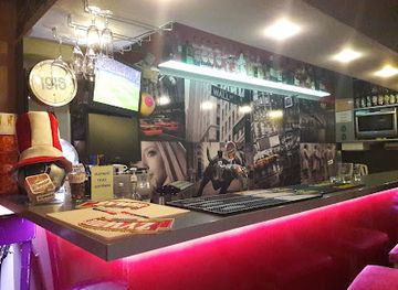 poland/orava/bar/wagon-pub