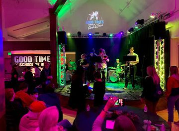 utah/logan/bar/the-yellow-house-in-logan