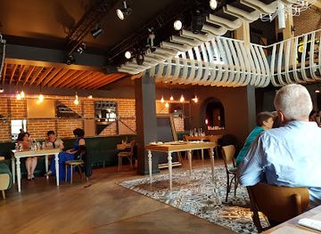 romania/oltenia/bar/smart-pub