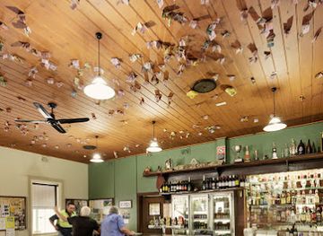 australia/murray-region/bar/jingellic-pub