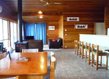 australia/freycinet-national-park/bar/freycinet-on-the-bay