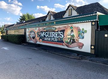 florida/pensacola-beach/bar/mcguire-s-irish-pub