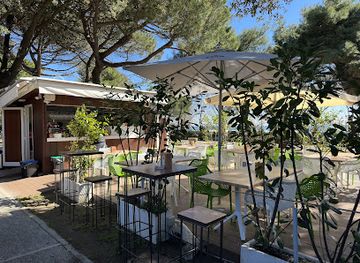 italy/venice-lido/bar/cantinita-beach