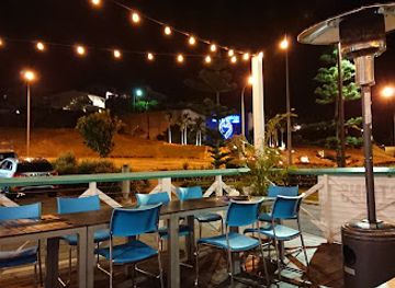 australia/airlie-beach/bar/the-boat-house-boaty-s