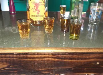 grenada/grand-etang-lake/bar/d-rock-s-bar