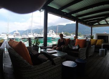 seychelles/praslin/bar/the-boardwalk-bar-grill