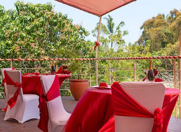 kenya/mombasa-beach/bar/crystal-lounge