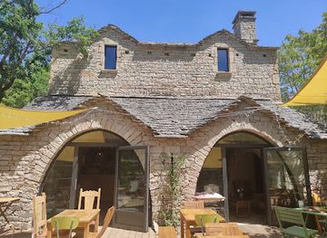 france/gorges-du-tarn/bar/aux-cinq-arches