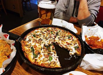 ohio/mohican-state-park/bar/pizza-hut