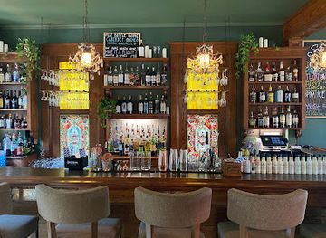 new-york/old-forge/bar/the-waiting-room