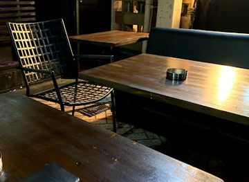 japan/oki/bar/bar-anonymous