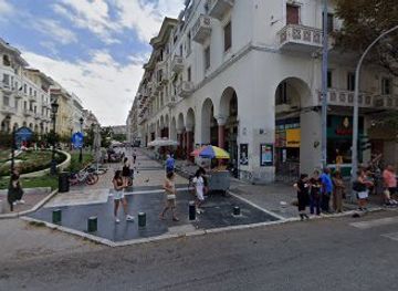 greece/thessaloniki/aristotelous-square/bar/lipuu-bar