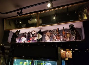 south-korea/seoul/itaewon/bar/flower-gin