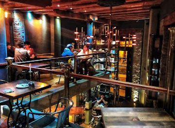 bolivia/la-paz/bar/hb-bronze-coffeebar