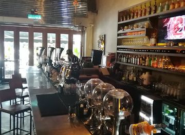 malaysia/johor/bar/tipsy-monkey