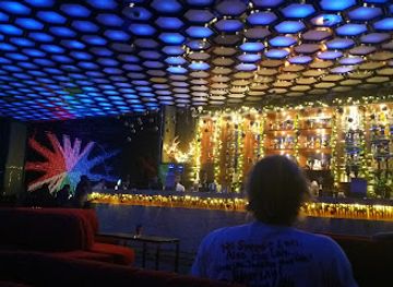 sri-lanka/hill-country/bar/floatz-pub