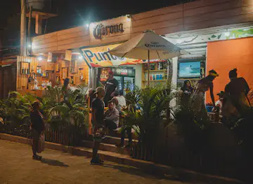 Punto Fijo Lounge Bar