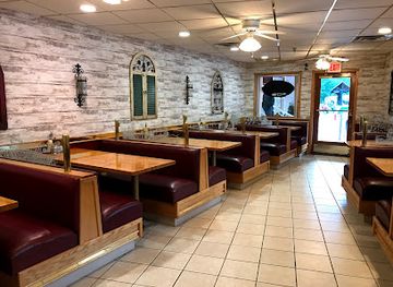 south-dakota/needles-highway/bar/the-front-porch-restaurant-and-bar