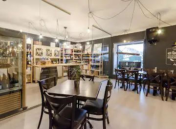 Prés Wine Bar and Store