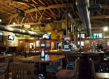 illinois/elgin/bar/the-walnut-speakeasy